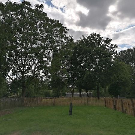 Les Petites Rives De La Motte Villa Pleugueneuc Buitenkant foto